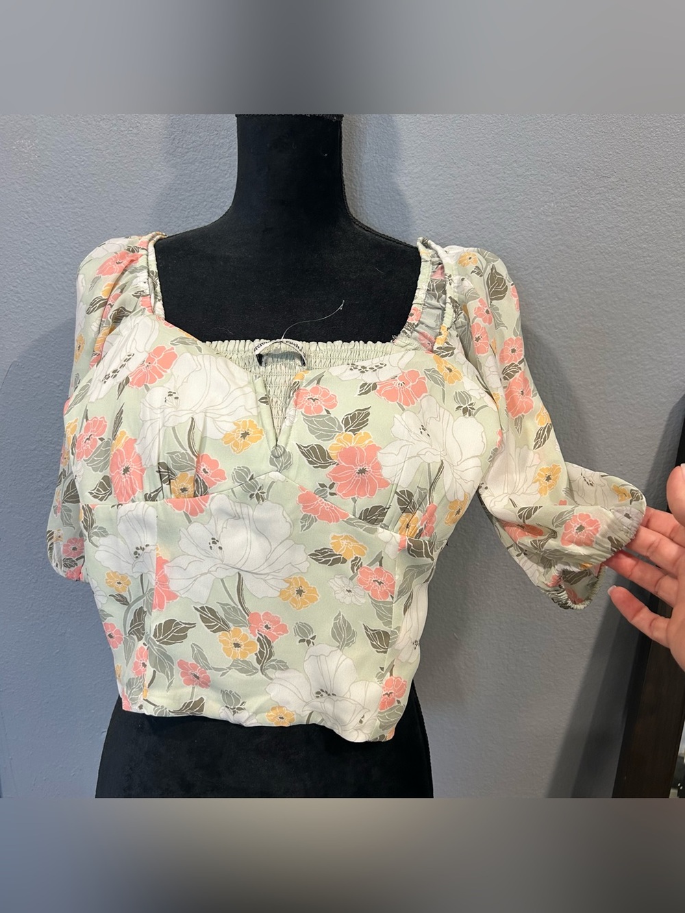 Abercrombie & Fitch Floral Smocked Puff Sleeve Top Size S NWT